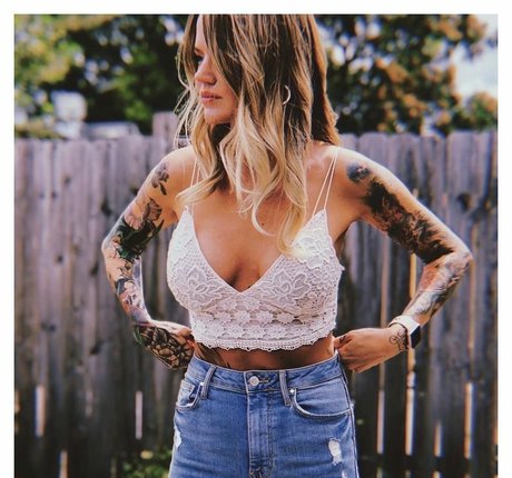 arab curvy onlyfans best archive