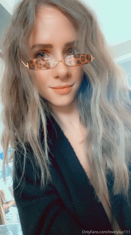 luxlovely111 model pretty img