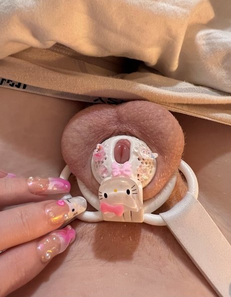 Hattie Bardot art actress image