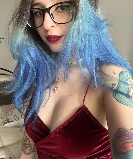 Lumineon exclusive actress archive