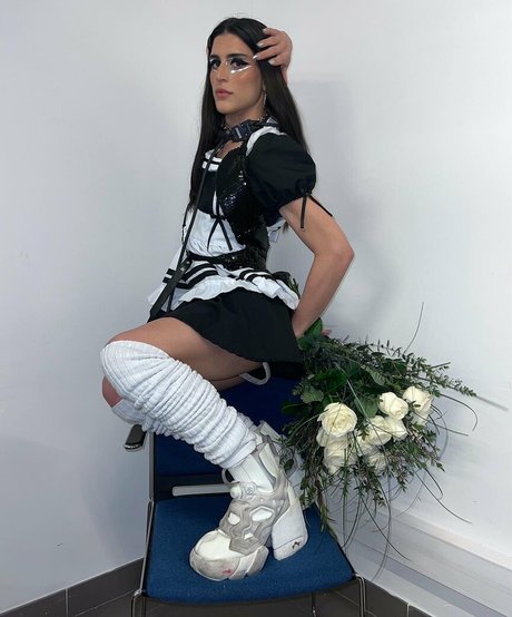 arca1000000 xxx star galleries