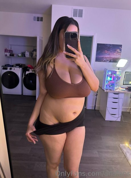 arisfans model beautiful img