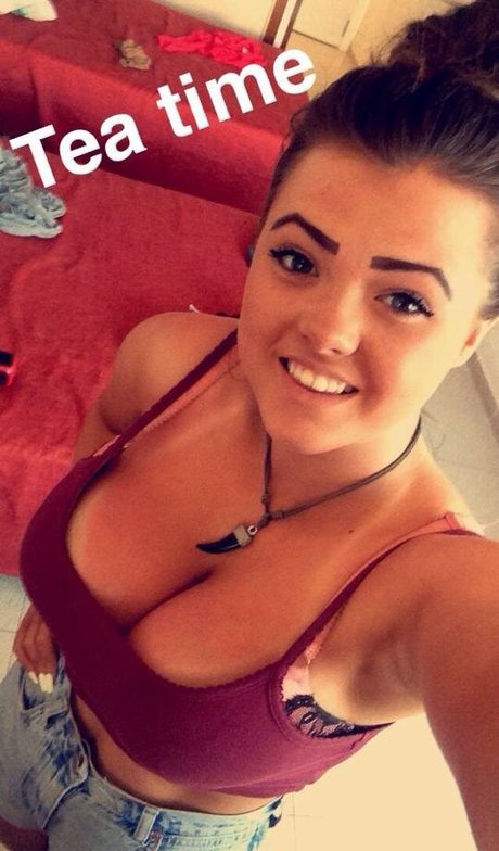 Clo Nicole nude actress gallery