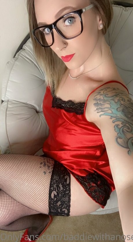 baddiewithanosering pretty actress gallery