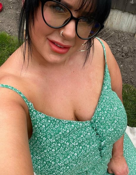 deleteduser20233 nudes star images