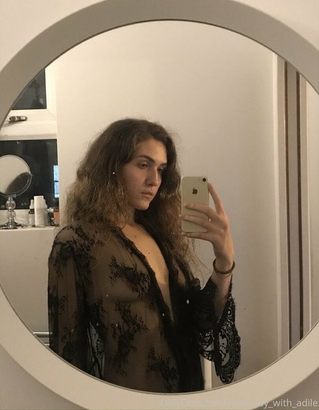 come lay with adile hot model pics