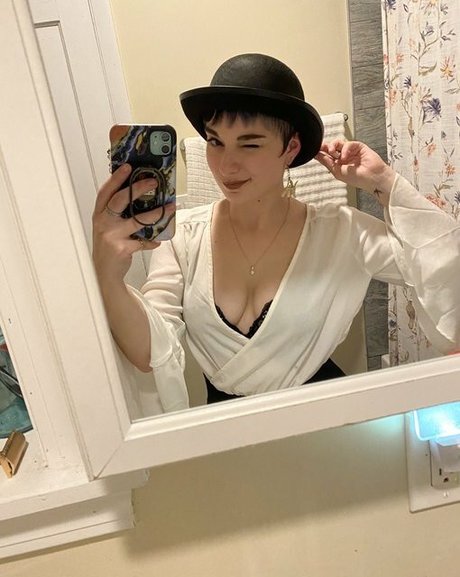 Casey Lee Williams actress photos