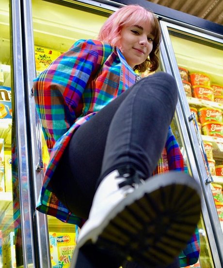 Casey Lee Williams star best photo