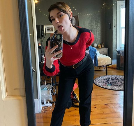 Casey Lee Williams beautiful actress galleries