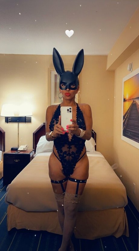 Milagros Titova art actress pictures