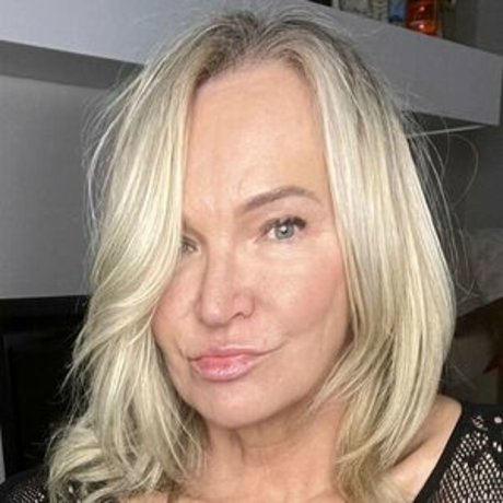 Erikka Devine pornstar nude photo