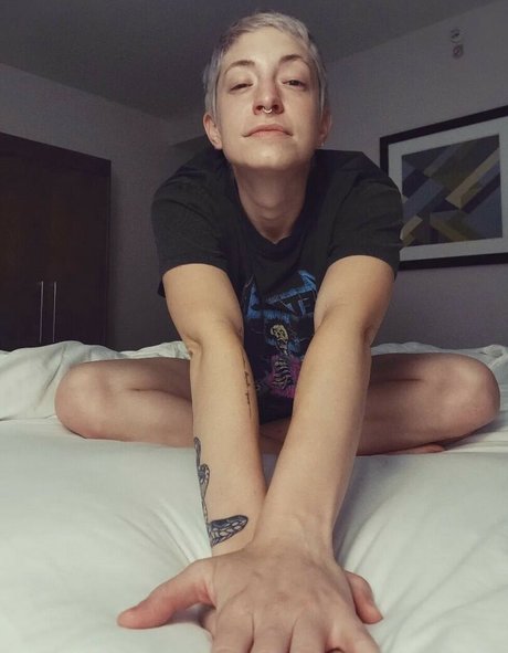 Tybee Diskin model naked pics