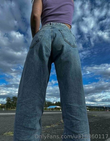 asa akiraa model art gallery