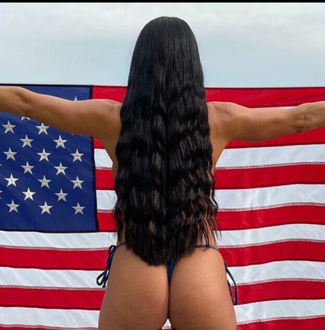 Alessandra James xxx actress image