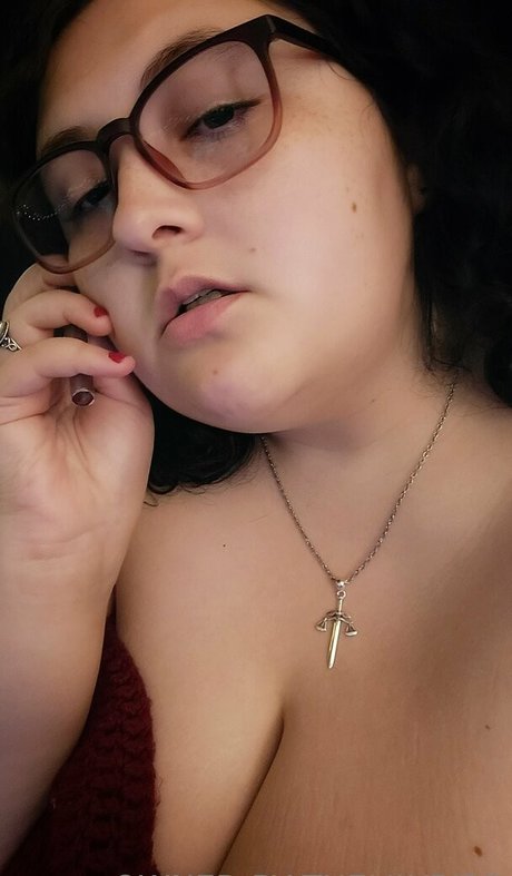 ladylilithbyrd hot actress pic