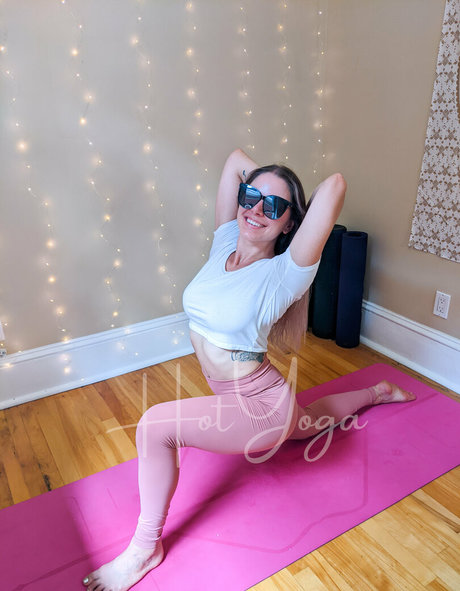hot yoga naked star galleries