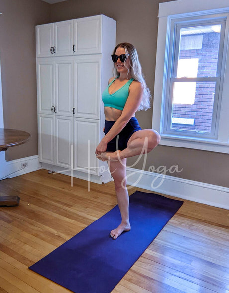 hot yoga xxx model img