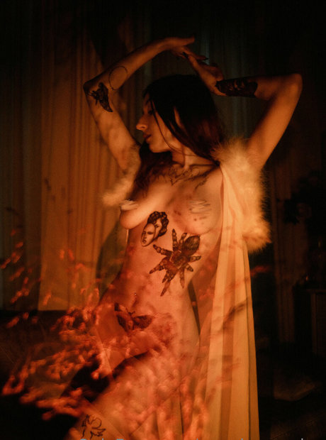 pppoisonnn ivy star art picture