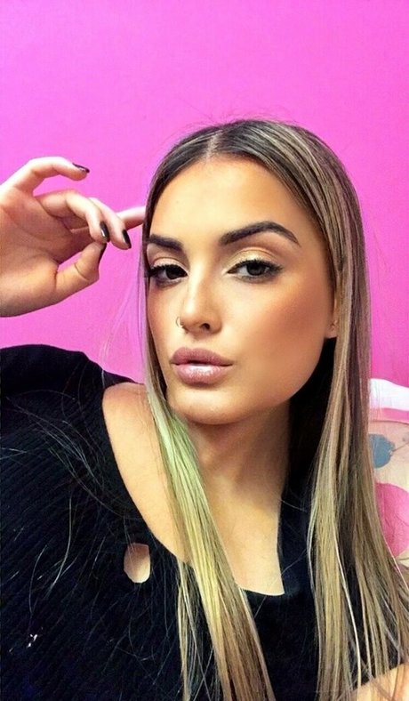 abby es star naked picture