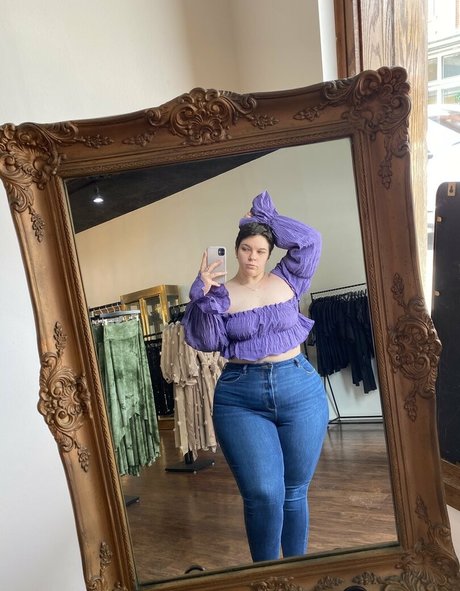 sweeet v free hd pornstar img