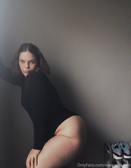 sweeet v free nude pornstar galleries