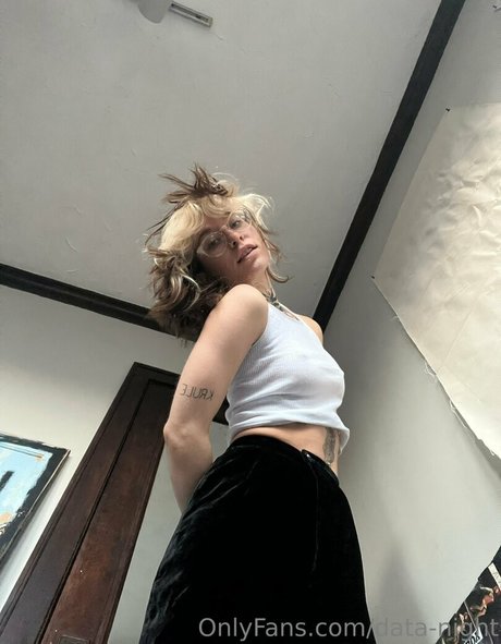 data night sex model photos