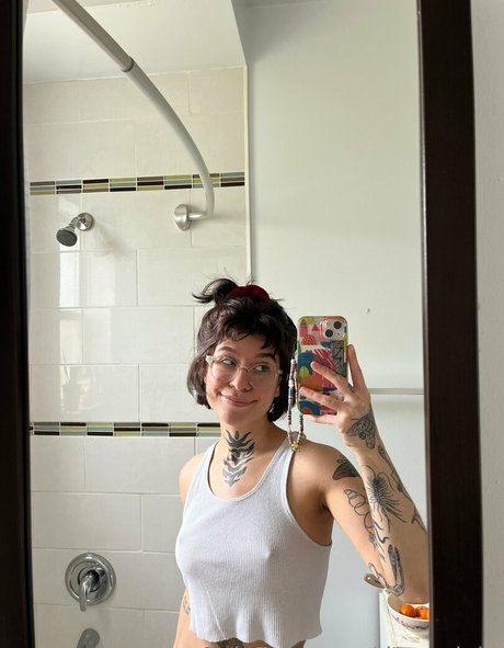 data night pornographic star img