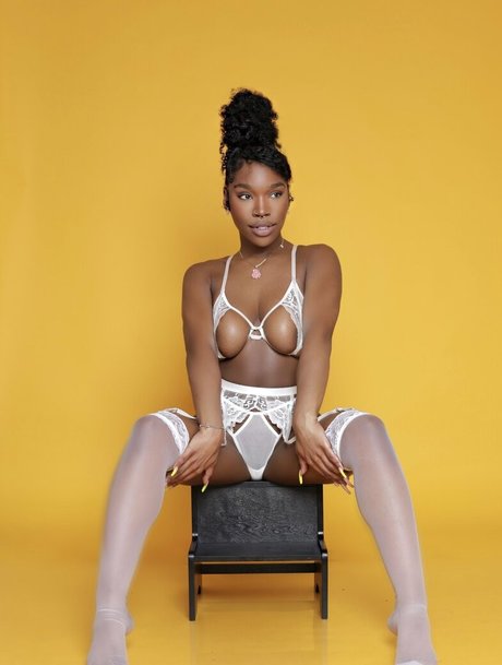 areiyami model best photo