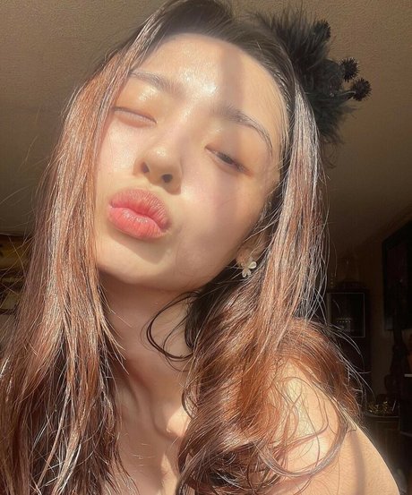 Nayoung Kim pornstar top picture