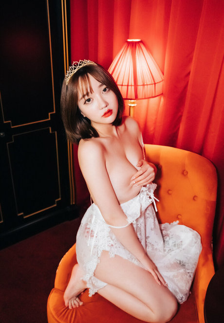 Son Ye Eun porn actress pictures