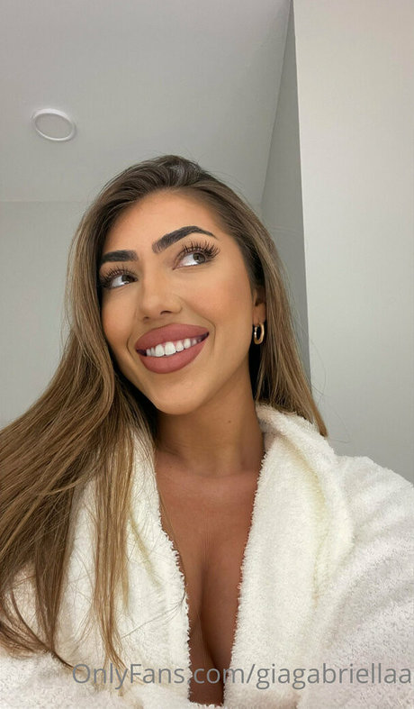 itsgigibabyyy pretty actress gallery