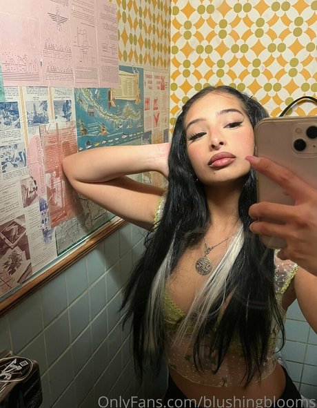 blushingblooms pornstar free galleries