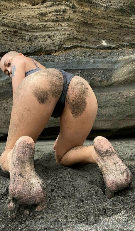 mystery666girl nudes model picture