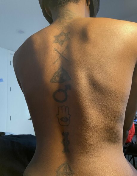 dreamofdevyn naked pornstar pics