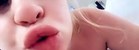 Chloed88 model erotic archive