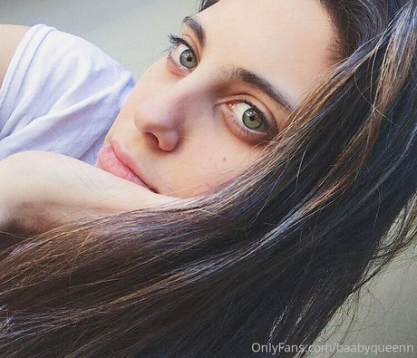 baabyqueenn model sexy pic