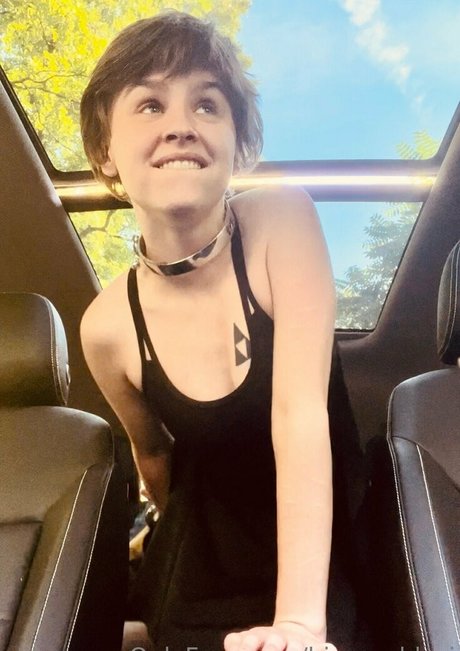 binxanddesi pornstar adult image