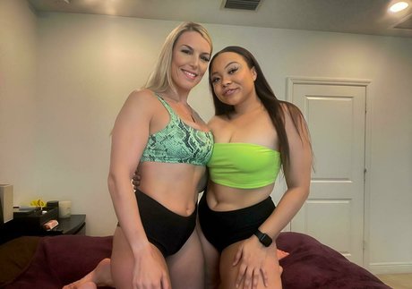 adrianamaya perfect actress pic