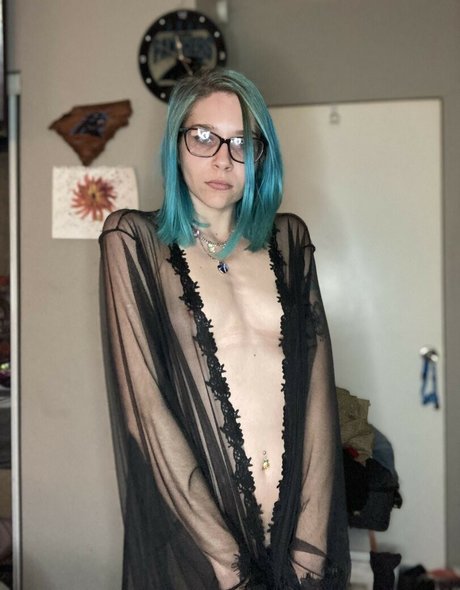 Loribabii97 Profile pic