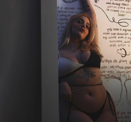 Stef Mwndstef xxx actress photo