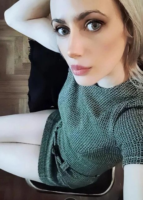 Kitana98 nude actress photo