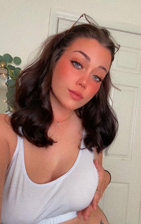 sweetbutselfish pornographic actress pics