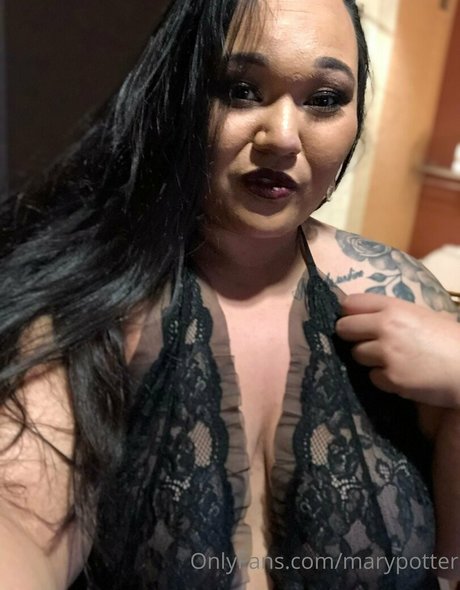 makanamoon pornstar erotic img