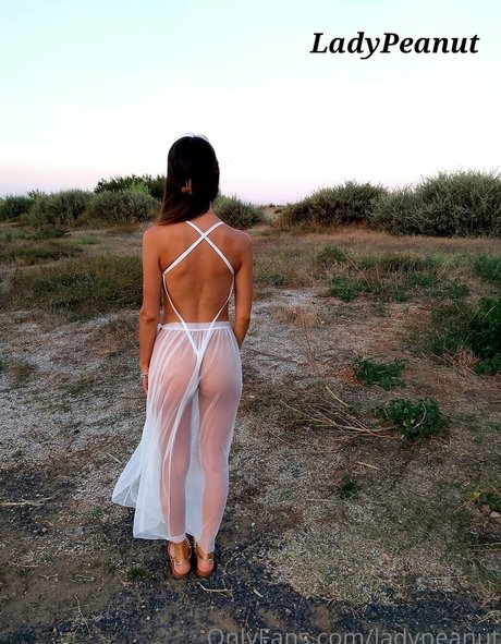 ladypeanut pretty model images