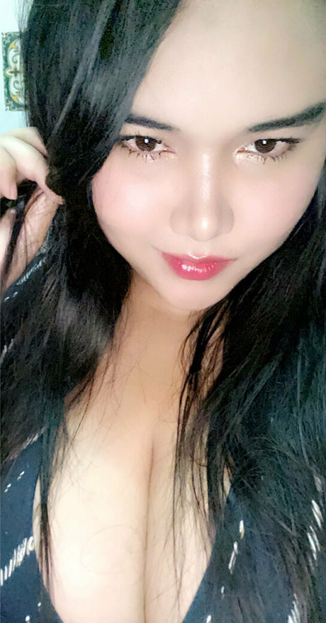 badiezbbw92 erotic model photos