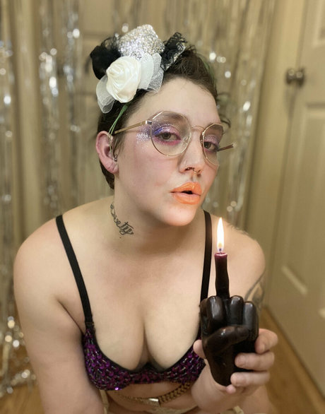 badiezbbw92 model top img