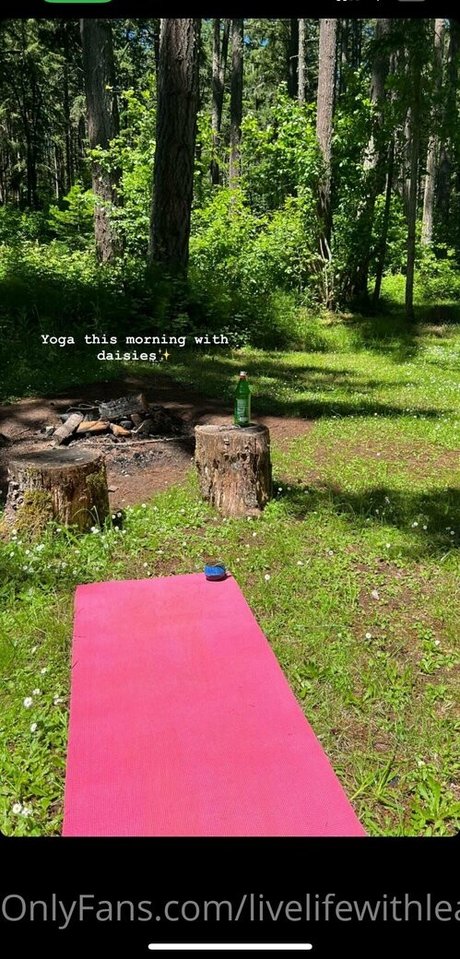 leahsade nice actress photo