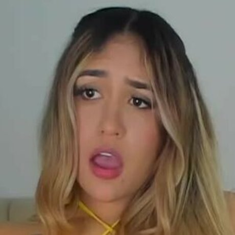 amelie bunny real adult model pics