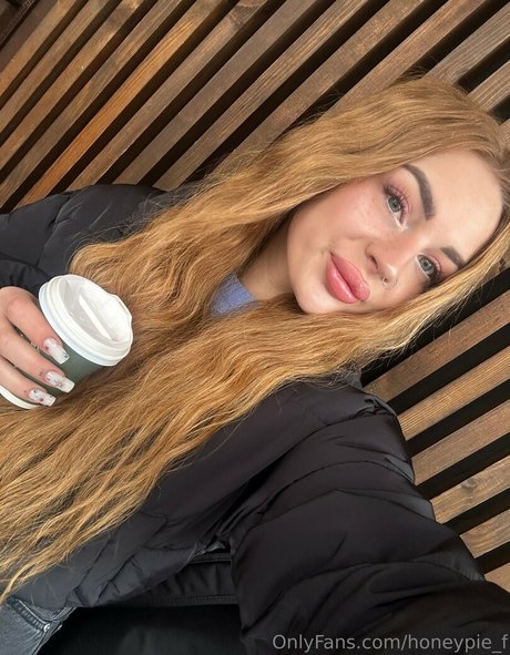 honeypie f xxx actress pics