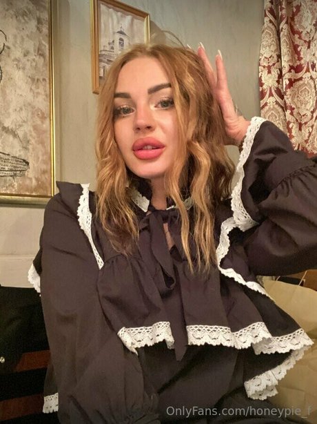 honeypie f pornographic star gallery